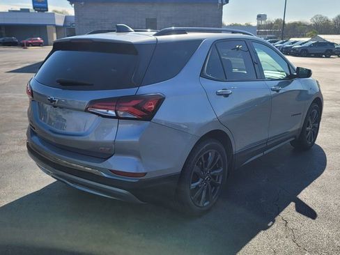 Used 2023 Chevrolet Equinox RS FWD image 12