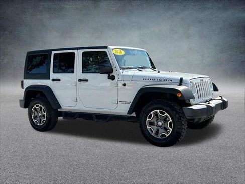 Certified 2017 Jeep Wrangler Unlimited Rubicon w/ Connectivity Group AWD/4WD image 3