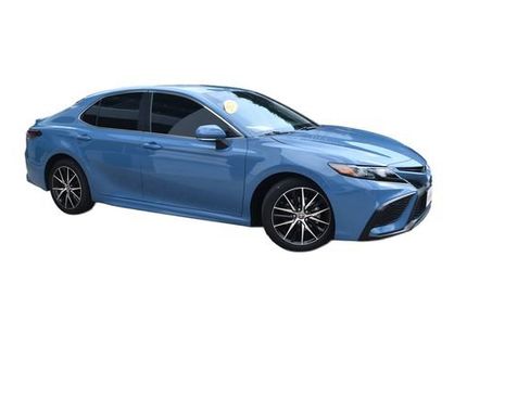 Used 2023 Toyota Camry SE w/ Convenience Package FWD image 2