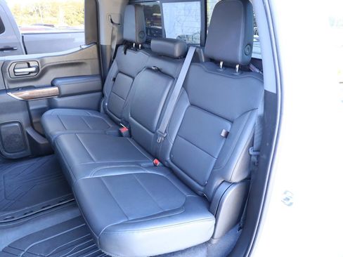 Used 2021 Chevrolet Silverado 1500 RST w/ Redline Edition AWD/4WD image 22