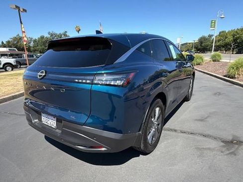 Used 2025 Nissan Murano SL w/ Cargo Package AWD/4WD image 4