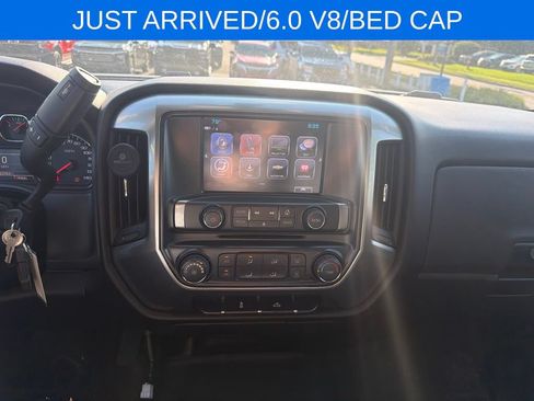 Used 2017 Chevrolet Silverado 2500 LT w/ LT Convenience Package AWD/4WD image 10