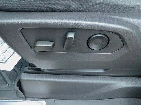 Used 2024 Chevrolet Silverado 1500 RST w/ Z71 Off-Road Package image 22