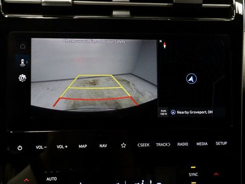 Used 2024 Hyundai Santa Cruz SEL w/ Activity Package AWD/4WD image 2