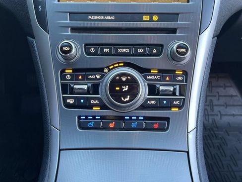 Used 2017 Lincoln MKZ Reserve FWD image 14