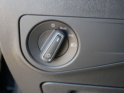 Certified 2024 Volkswagen Tiguan SE R-Line image 24