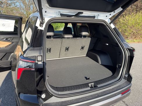 New 2026 Chevrolet Equinox ACTIV w/ Convenience Package III image 20