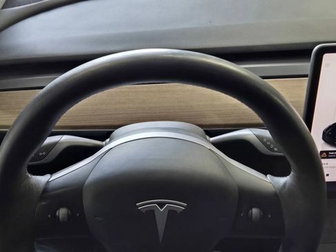 Used 2023 Tesla Model Y Long Range image 15
