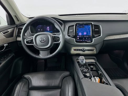 Used 2023 Volvo XC90 T8 Ultimate AWD/4WD image 24