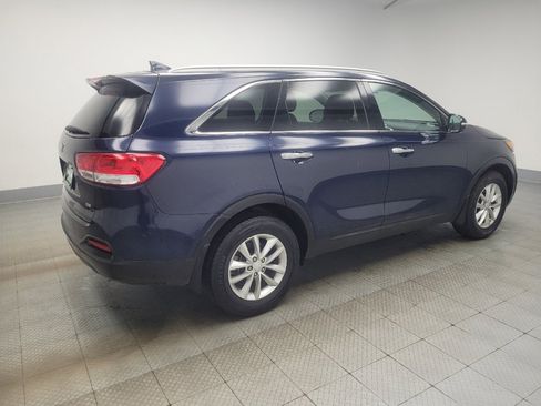 Used 2016 Kia Sorento FWD w/ LX Convenience Package image 10