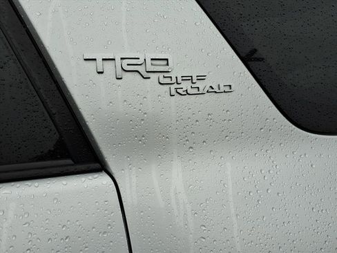 Used 2024 Toyota 4Runner TRD Off-Road image 8