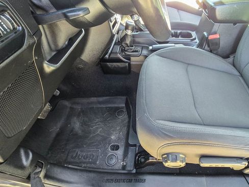 Used 2019 Jeep Wrangler Unlimited Sport S image 80