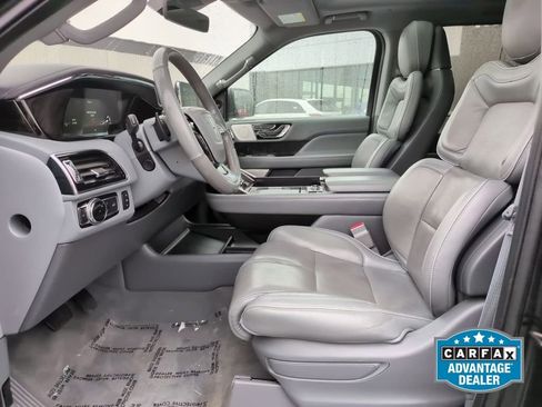 Used 2019 Lincoln Navigator L Reserve AWD/4WD image 14