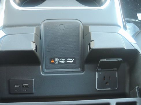 New 2026 Chevrolet Silverado 3500 High Country w/ High Country Premium Package image 26