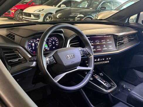 Used 2023 Audi Q4 e-tron Prestige w/ 20" Wheel Package AWD/4WD image 4