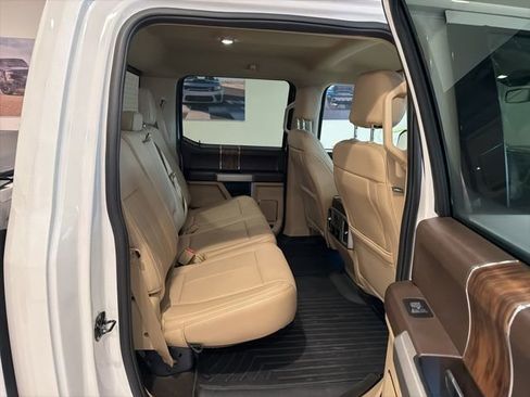 Used 2019 Ford F150 Lariat w/ Equipment Group 502A Luxury image 17