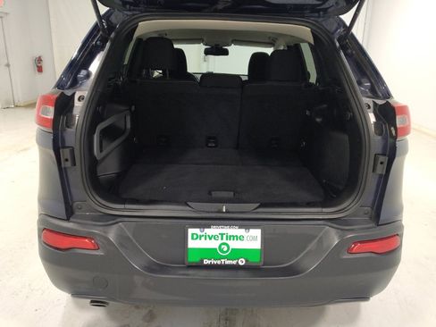 Used 2015 Jeep Cherokee Latitude w/ Cold Weather Group image 29