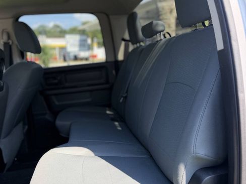 Used 2015 RAM 1500 Express RWD image 14