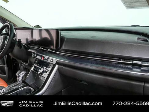 Used 2022 Kia Carnival SX Prestige image 25