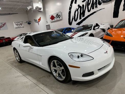 Used 2008 Chevrolet Corvette Coupe w/ Preferred Equipment Group image 23