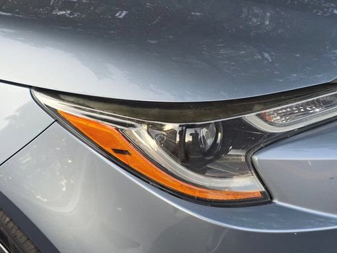 Used 2020 Toyota Corolla LE FWD image 9