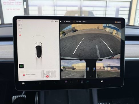 Used 2022 Tesla Model Y Performance image 12