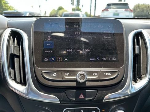 Used 2019 Chevrolet Equinox LT w/ Sun & Navigation Package FWD image 16