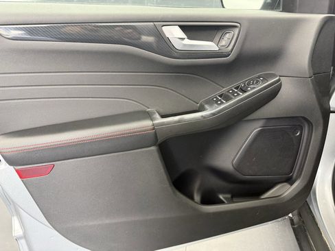 Used 2024 Ford Escape ST-Line image 23