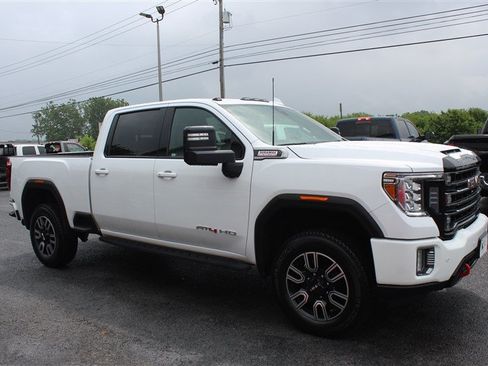 Used 2022 GMC Sierra 2500 AT4 w/ AT4 Preferred Package AWD/4WD image 9