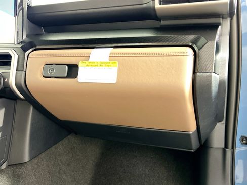 New 2026 Toyota 4Runner Limited AWD/4WD image 34