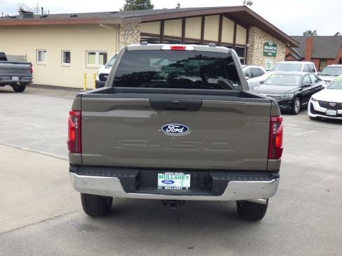 New 2026 Ford F150 XLT w/ XLT Chrome Appearance Package image 4