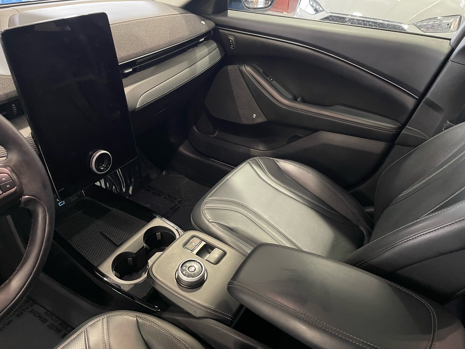 Used 2023 Ford Mustang Mach-E Premium RWD image 27