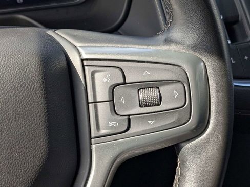 Used 2023 Chevrolet Suburban Premier AWD/4WD image 25