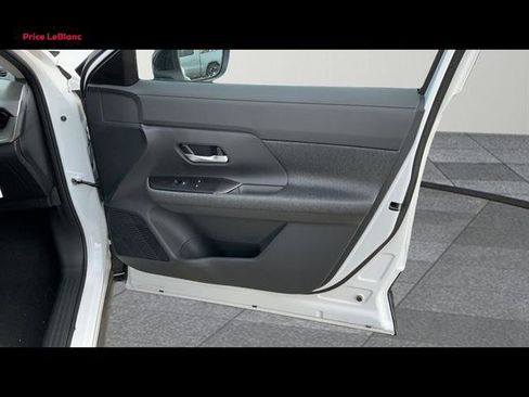 New 2026 Nissan Kicks SV w/ SV Premium Package FWD image 45