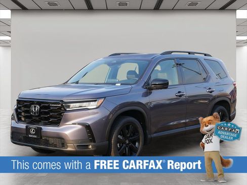 Used 2025 Honda Pilot Black Edition image 2