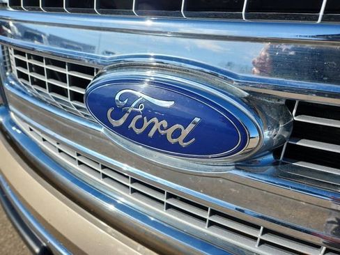 Used 2013 Ford F150 XLT w/ XLT Chrome Pkg image 26