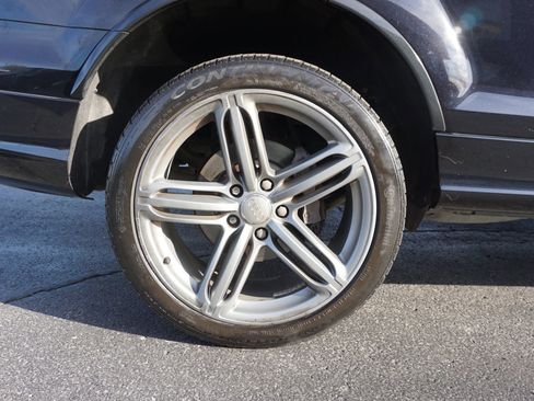 Used 2014 Audi Q7 TDI Prestige w/ Prestige Package image 40