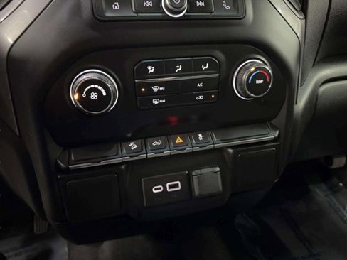 Used 2021 Chevrolet Silverado 1500 Custom Trail Boss w/ LPO, Dark Essentials Package image 34