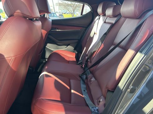 Certified 2025 MAZDA MAZDA3 Hatchback w/Premium Plus Pkg image 23