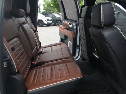 Used 2024 GMC Sierra 2500 Denali Ultimate w/ Max Trailering Package AWD/4WD image 43