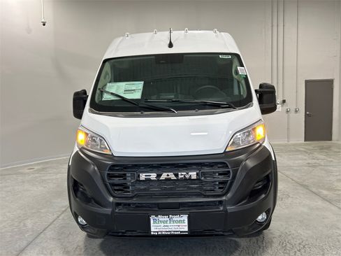 New 2025 RAM ProMaster 2500 w/ Convenience Group image 3