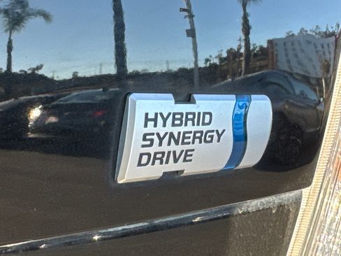 Used 2013 Toyota Prius Four image 13