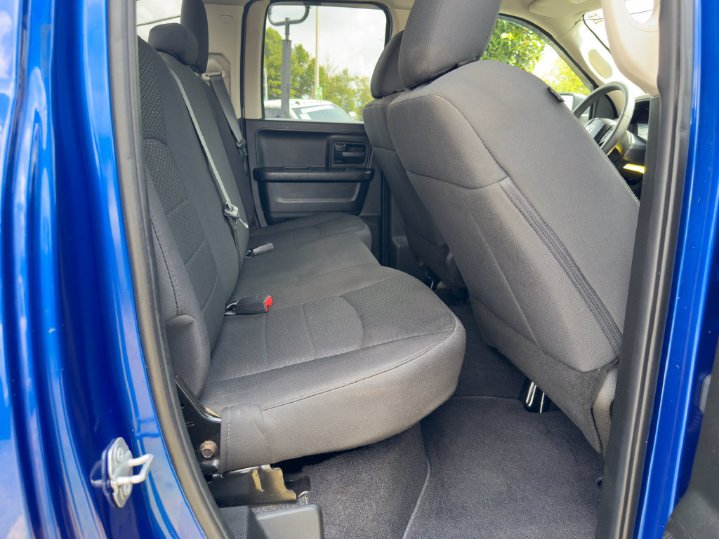 Used 2019 RAM 1500 Express w/ Express Value Package AWD/4WD image 11
