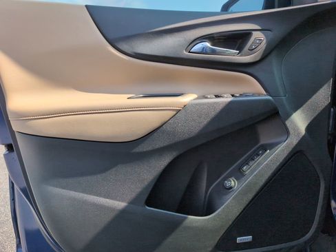 Certified 2023 Chevrolet Equinox Premier image 15