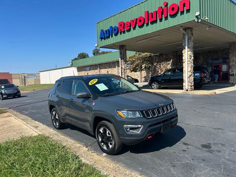Used 2018 Jeep Compass Trailhawk w/ Cold Weather Group image 1