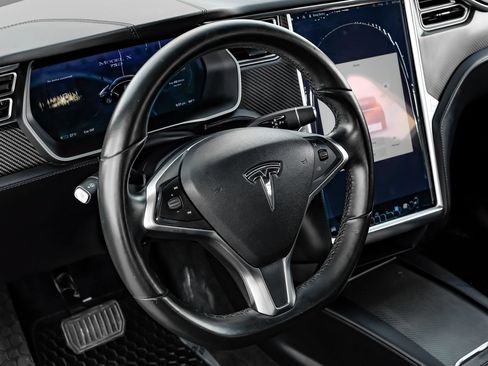 Used 2016 Tesla Model X 75D AWD/4WD image 14