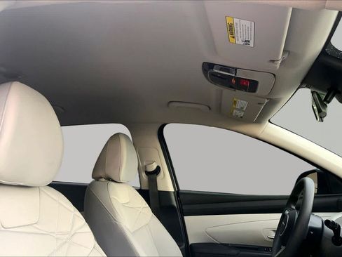 Used 2025 Hyundai Tucson SE FWD image 13