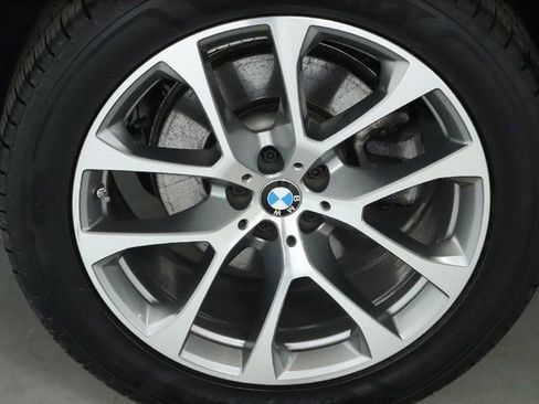 Certified 2024 BMW X5 xDrive40i w/ Premium Package image 12