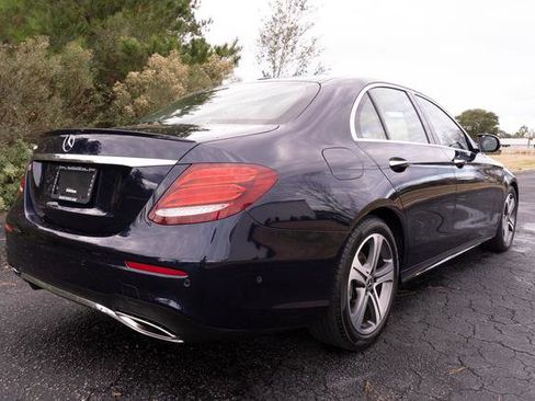 Used 2020 Mercedes-Benz E 350 Sedan image 3