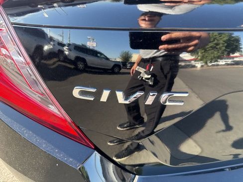 Used 2021 Honda Civic Sport image 29